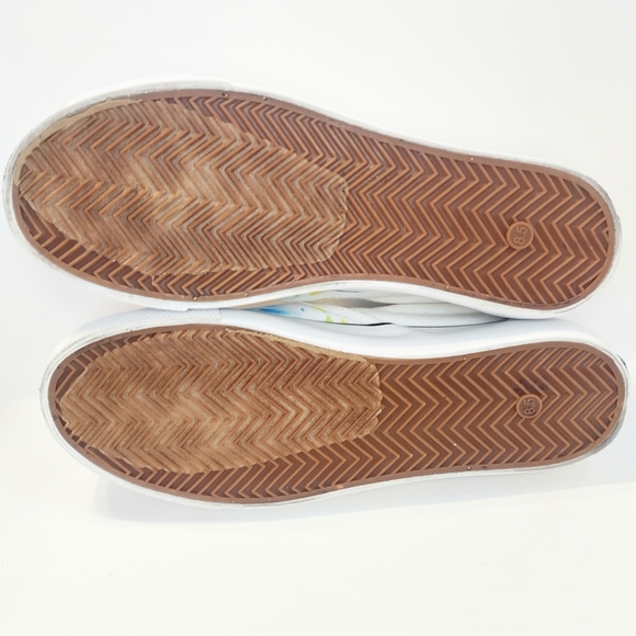 Ed Hardy Slide on sneakers. Size 8.5 - Picture 6 of 6